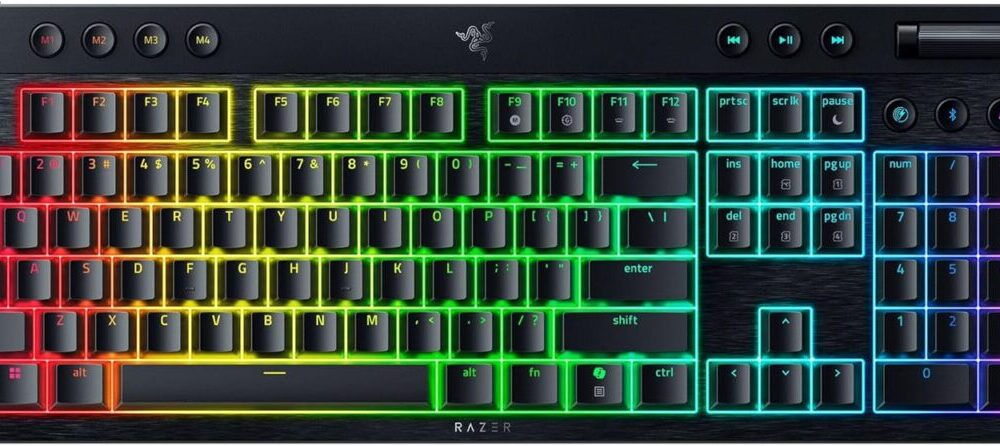 Razer BlackWidow V4 Low Profile HyperSpeed - Wireless / Bluetooth RGB Gaming Keyboard -Yellow Switch