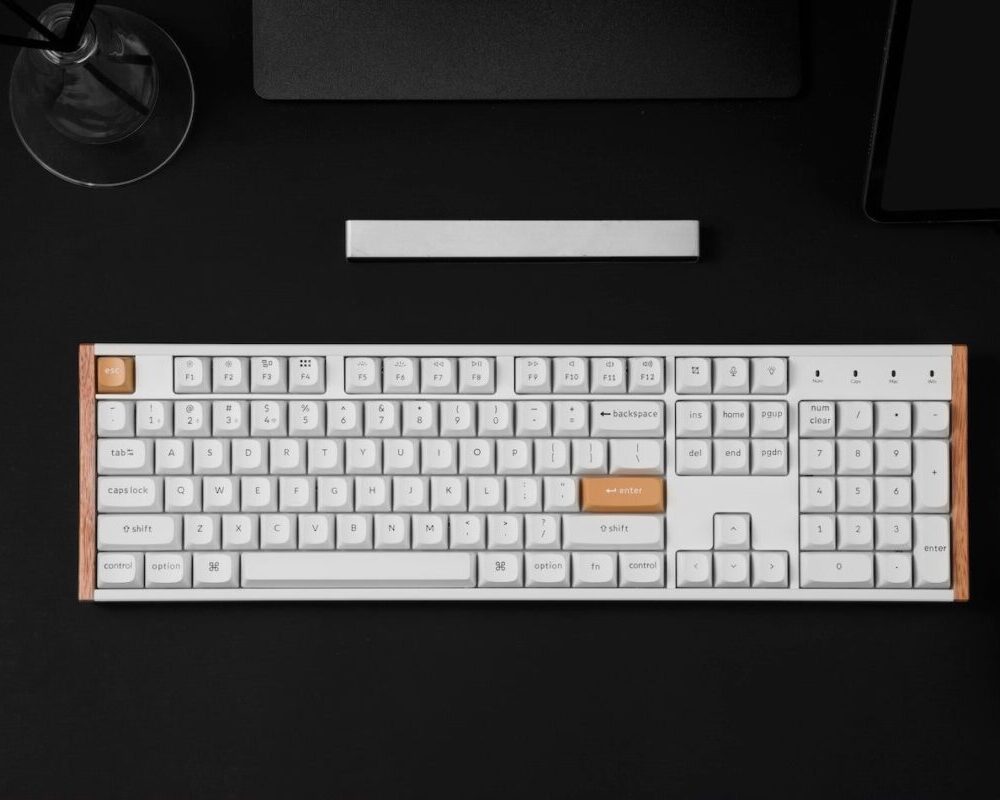 Alternative view of Keychron K10 HE (K10H-Q1) Special Wood Edition White Wireless Magnetic Hall Effect RGB 100% US