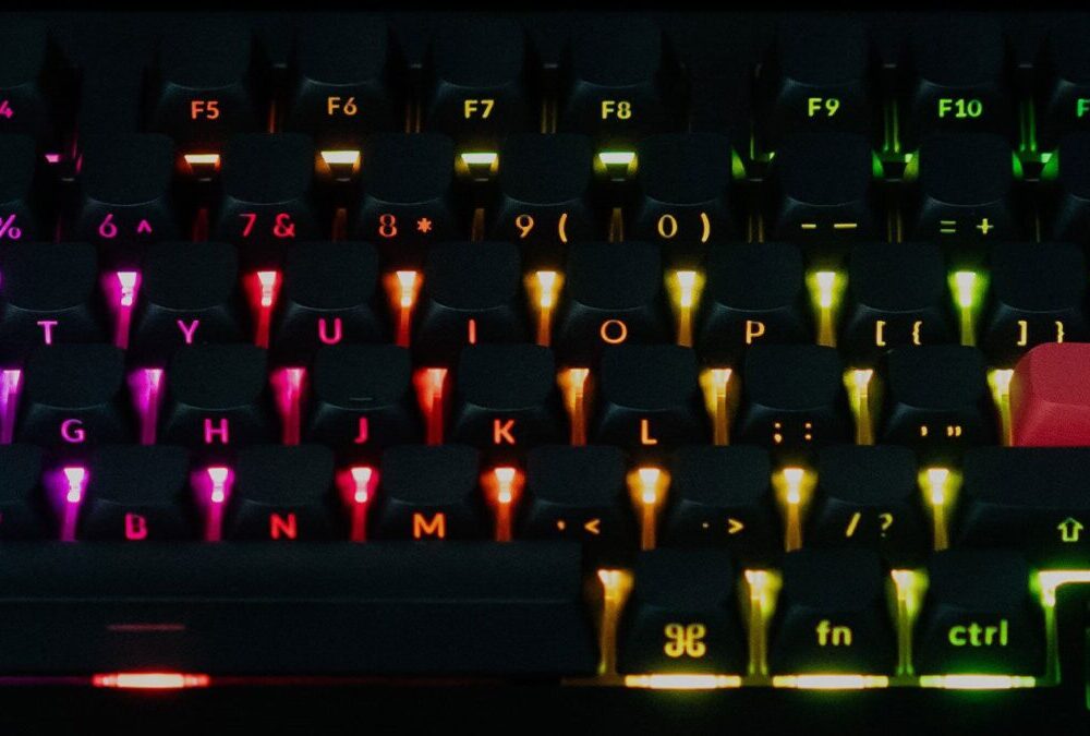 Alternative view of Keychron Q5 Max (Q5M-M3) QMK/VIA Wireless Custom Mechanical Keyboard-Brown Switch 96% US Layout